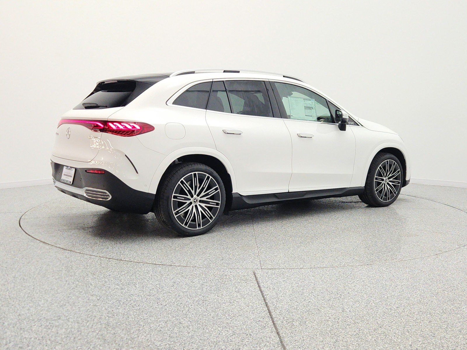 New 2026 Polar White Mercedes-Benz EQE 320 4MATIC® SUV image 5