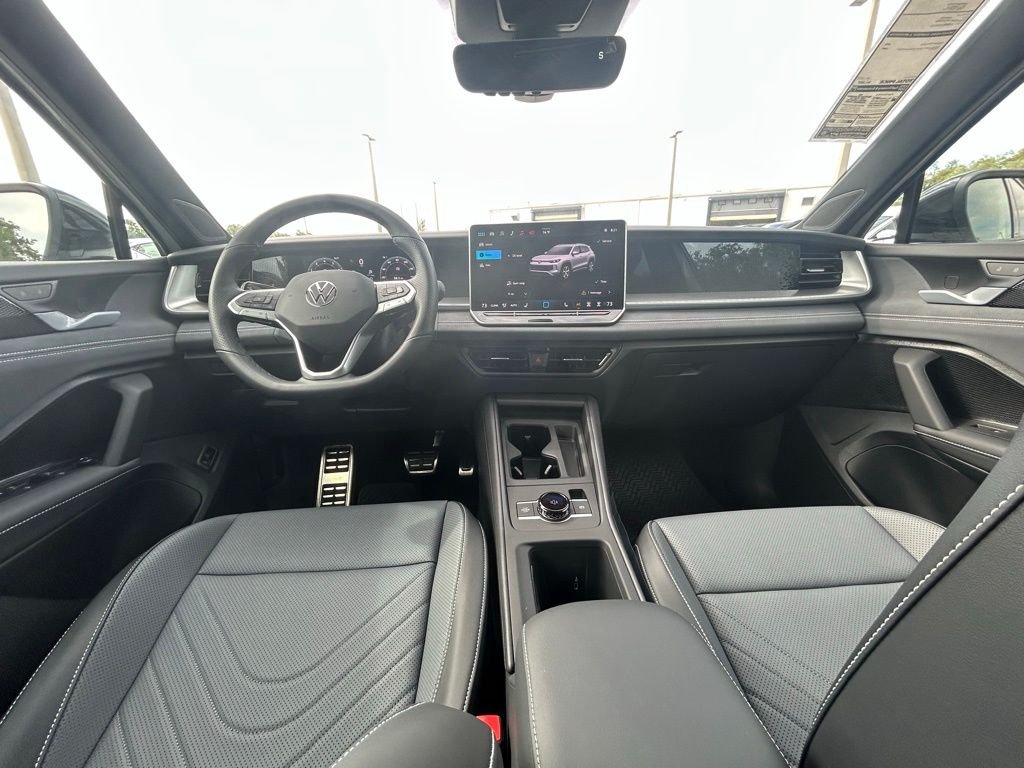 New 2026 White/off-white Volkswagen 2.0T SE R-Line Black image 9