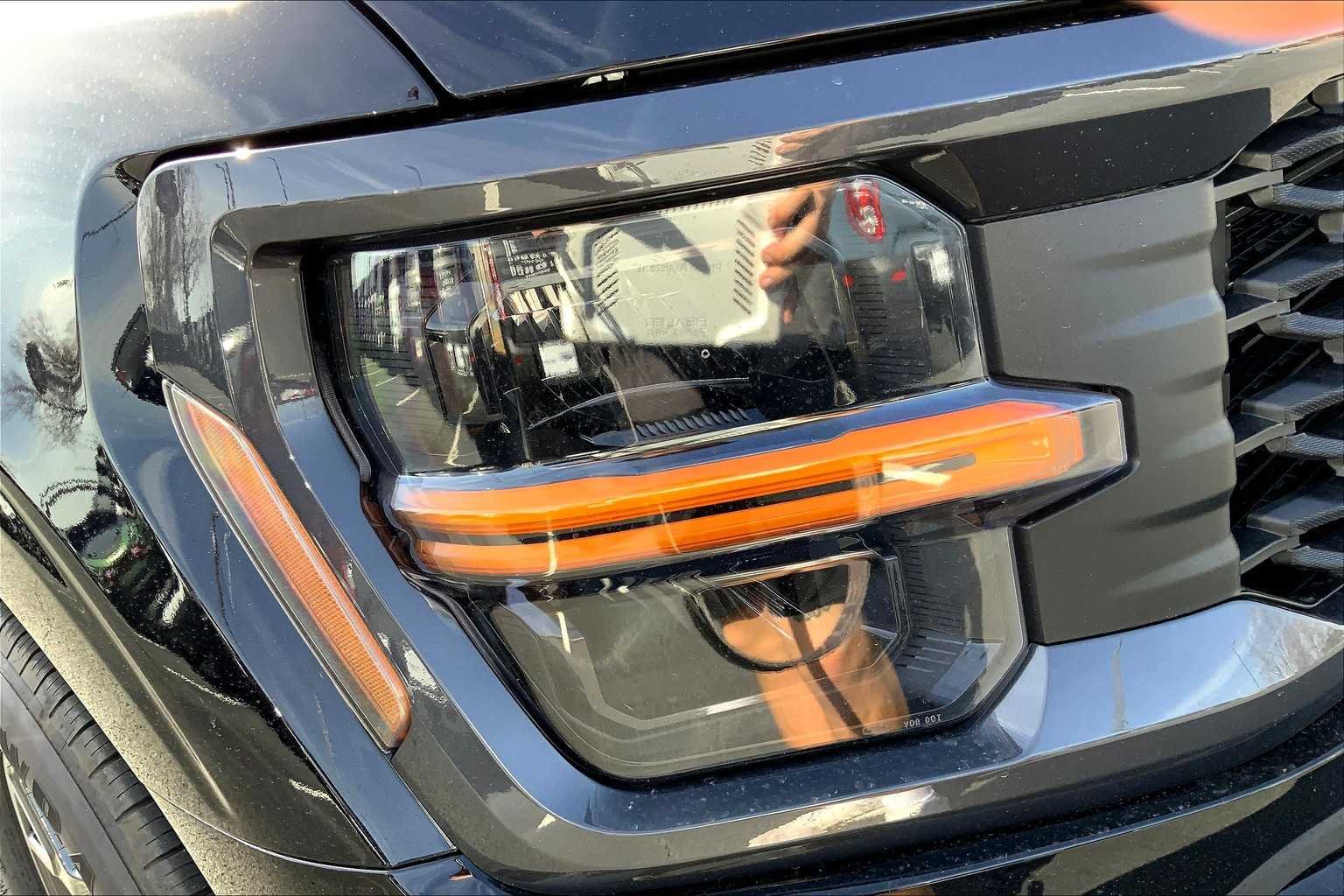 2025 Ford F-150 STX - Photo 13