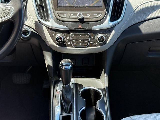 Used 2018 SUMMIT WHITE Chevrolet Premier image 14