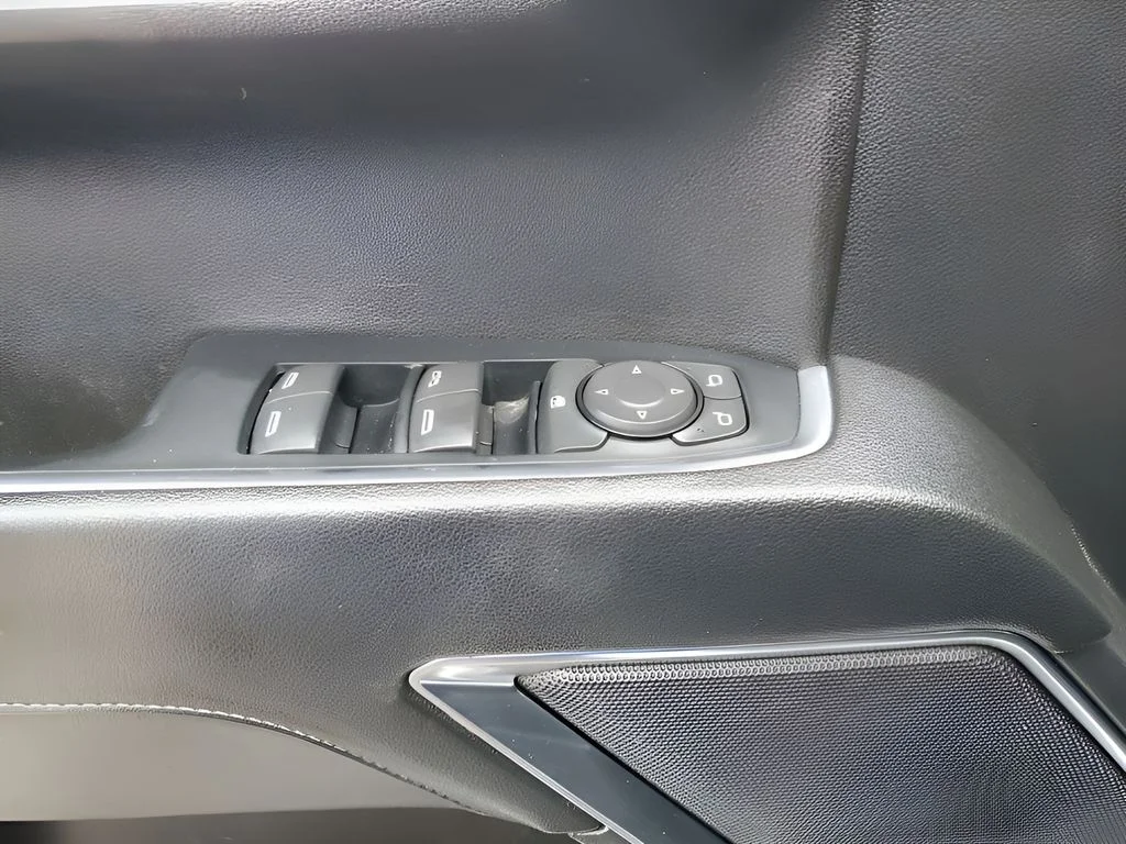 Used 2024 White Chevrolet LT Trail Boss image 29