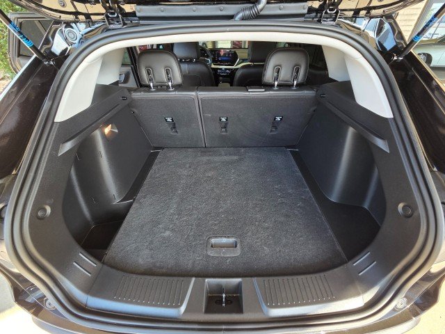Used 2026 Mosaic Black Metallic Chevrolet LT image 39
