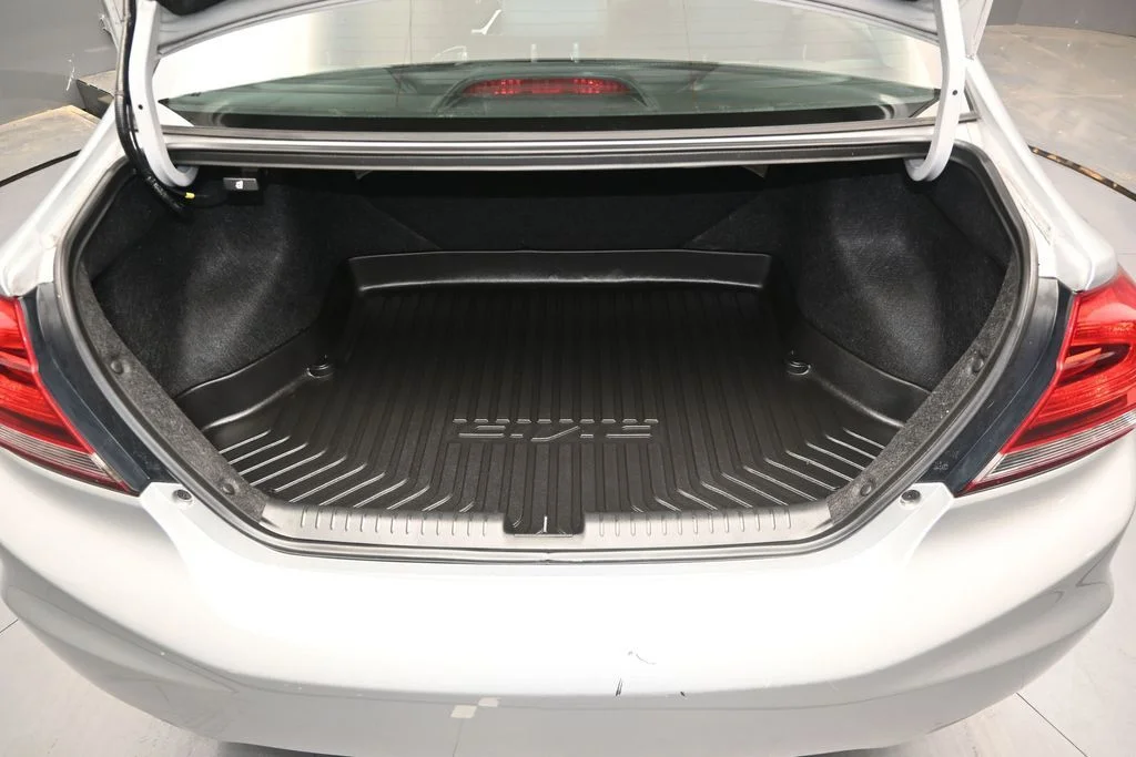Used 2015 Silver Honda LX image 11