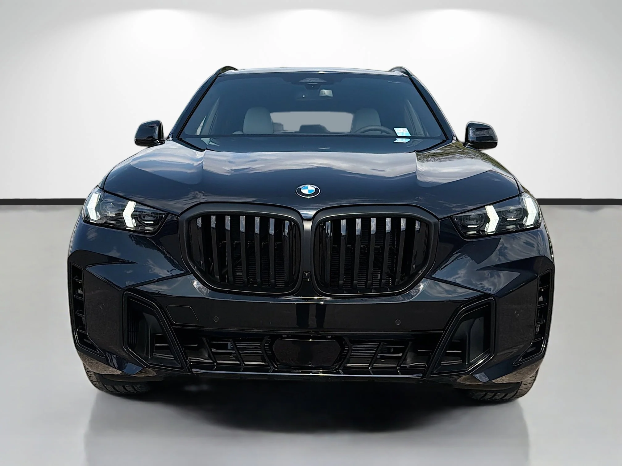 New 2026 Carbon Black Metallic BMW xDrive40i image 8