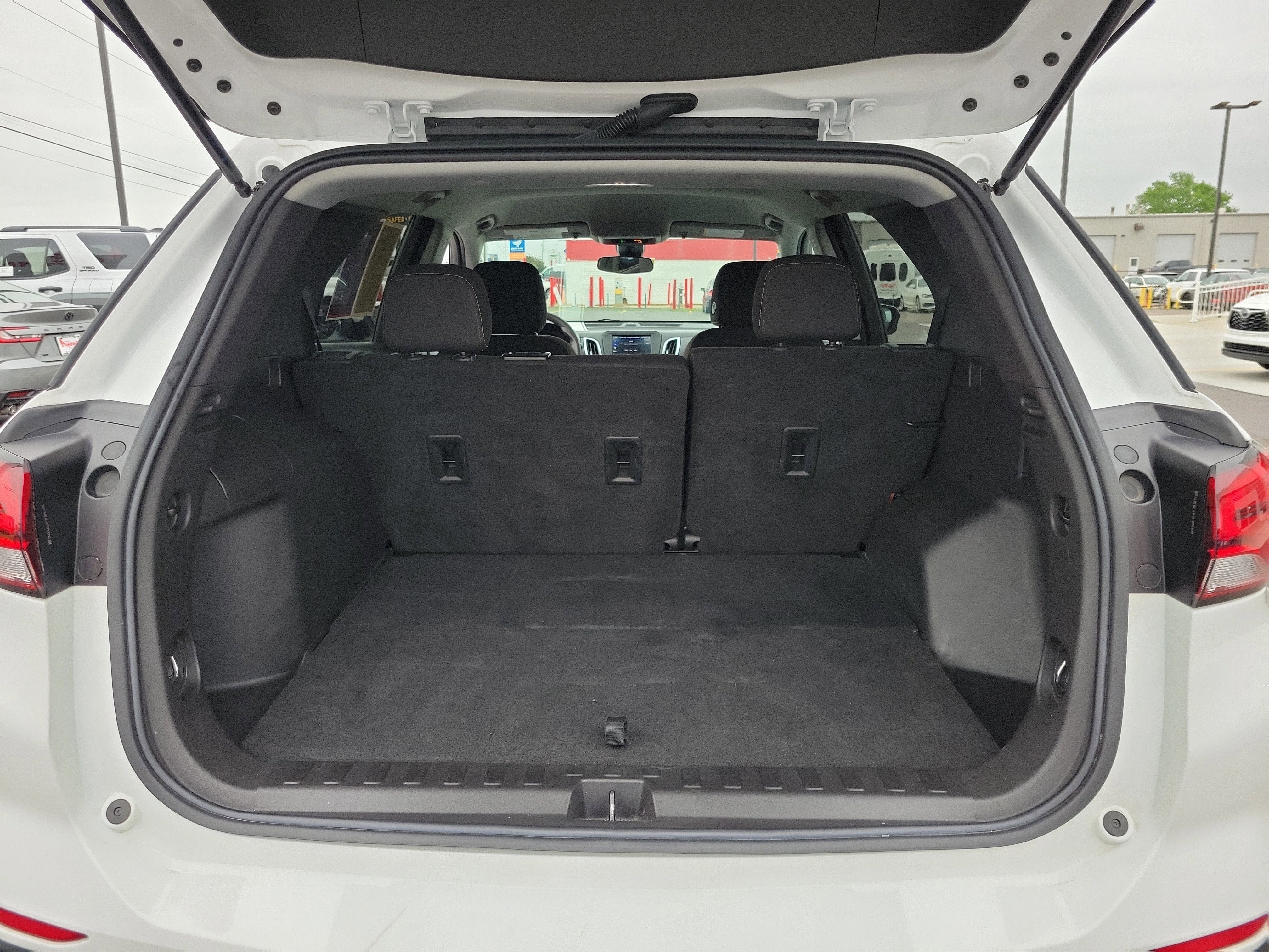 Used 2022 Summit White Chevrolet LT image 7