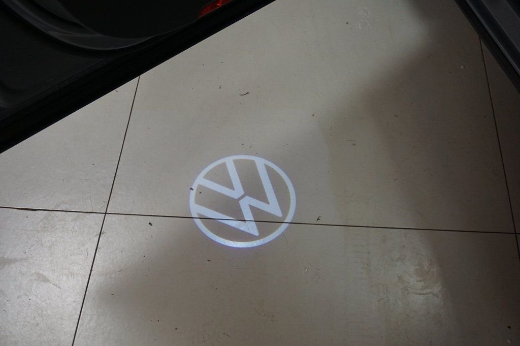 2026 Volkswagen Atlas Cross Sport SEL Premium R-LINE - Photo 26