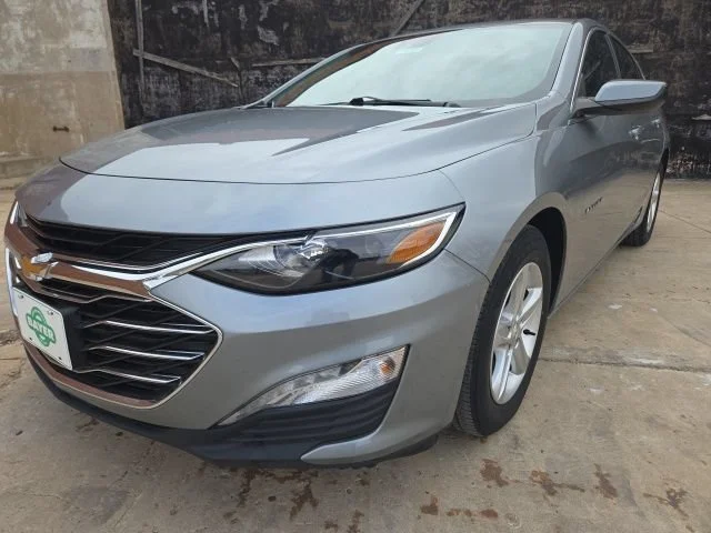 Used 2024 Sterling Gray Metallic Chevrolet 1LT image 1