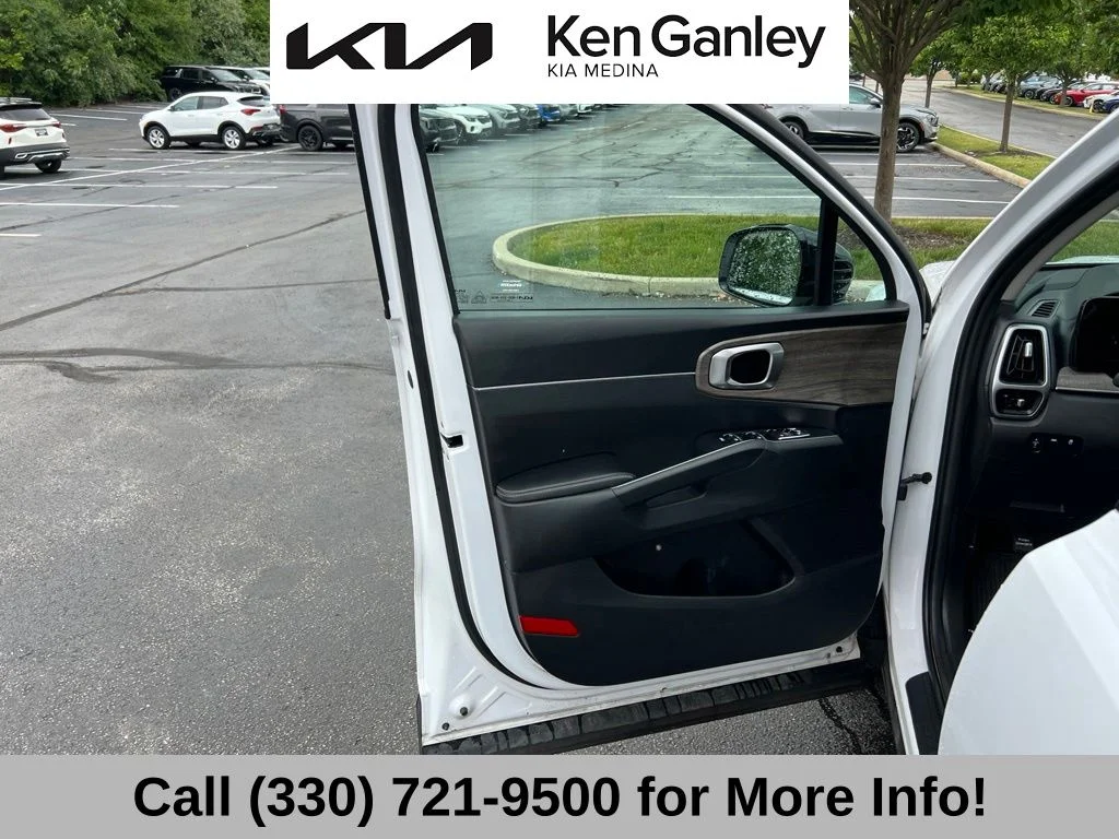 Certified Used 2022 White Kia S image 25