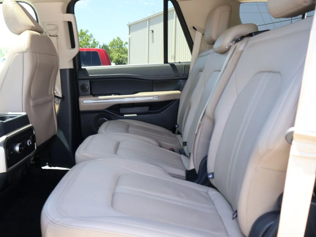 Used 2024 Gray Ford Limited image 19