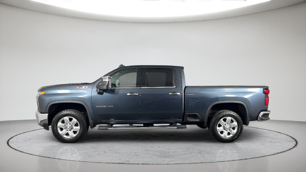 Used 2020 Shadow Gray Metallic Chevrolet LTZ image 12
