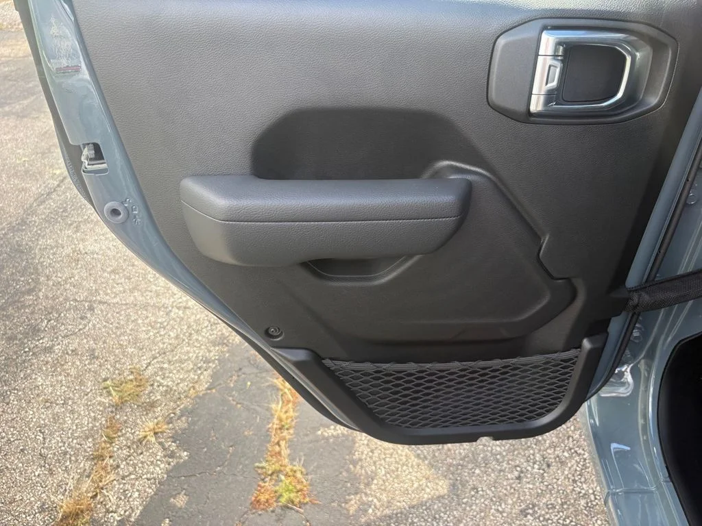 2026 Jeep Wrangler 4-Door Sport - Photo 28