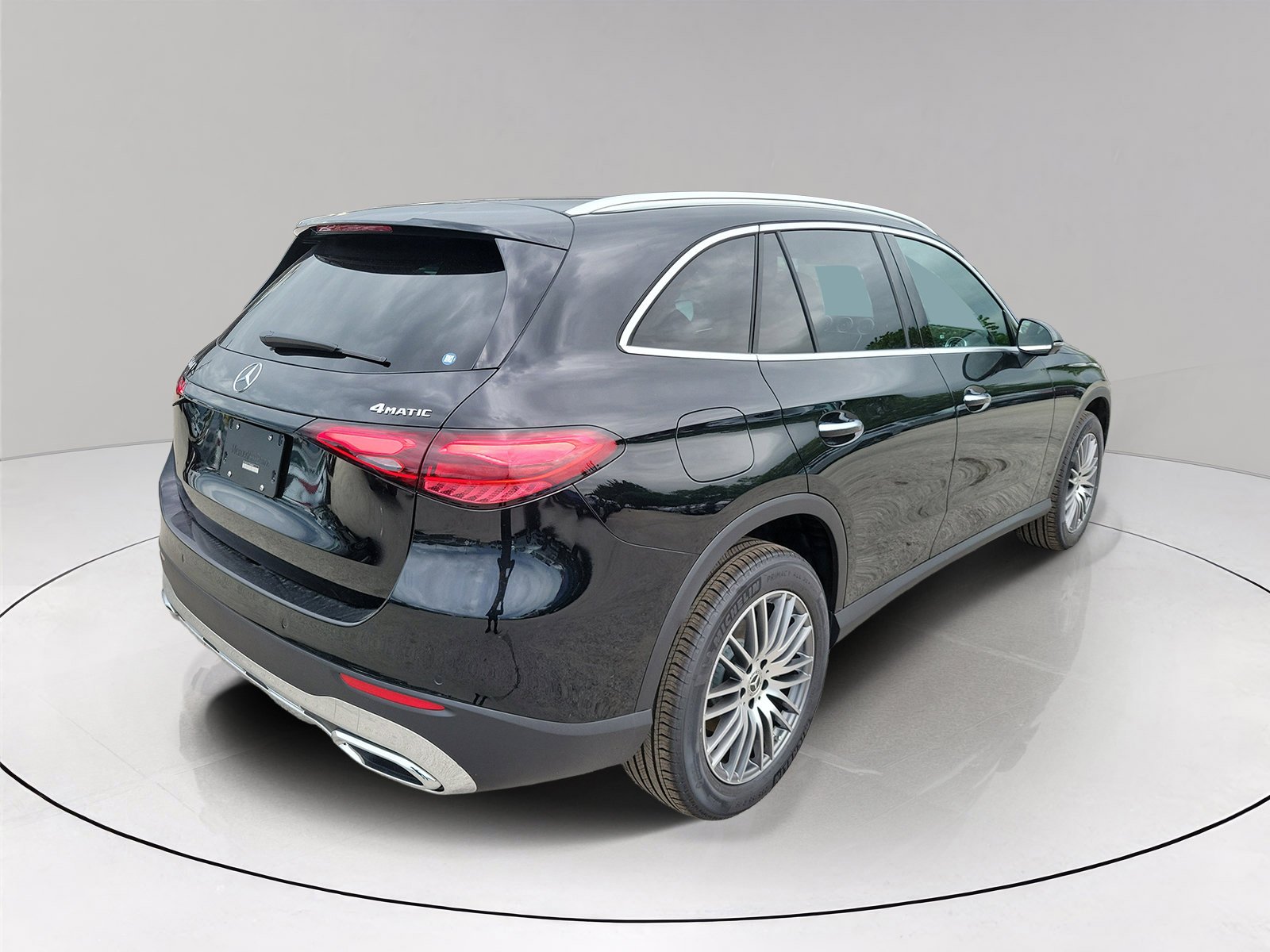 New 2026 Black Mercedes-Benz GLC 300 image 36