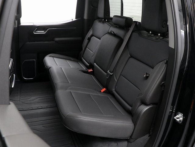 2026 GMC Sierra 1500 SLT - Photo 14