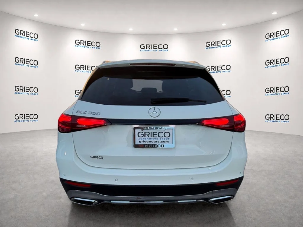 Used 2026 White Mercedes-Benz GLC 300 image 7