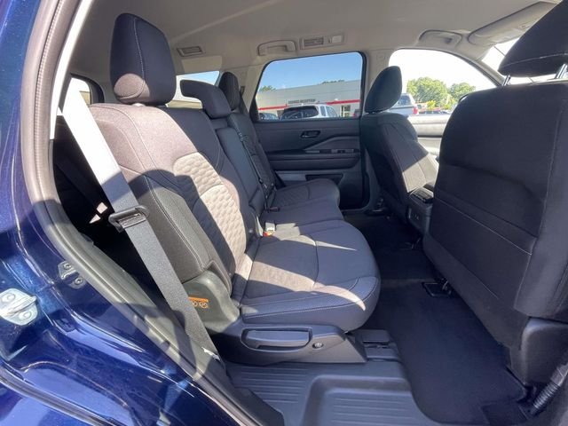 Used 2025 Blue Nissan SV image 16
