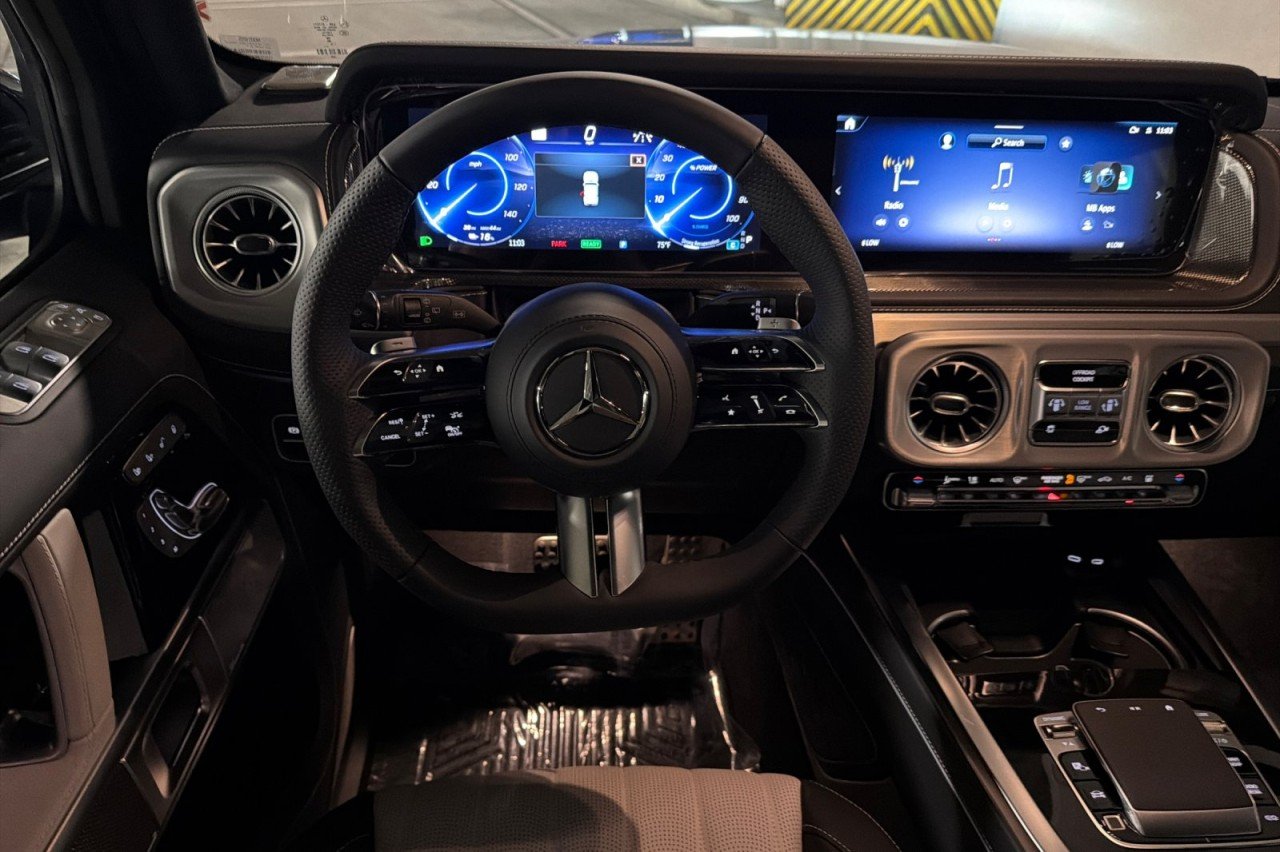 New 2027 MANUFAKTUR China Blue Mercedes-Benz G 580e SUV image 13