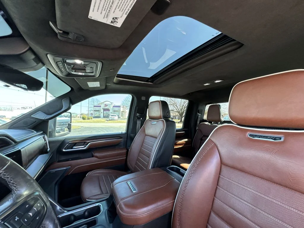Used 2024 White GMC Denali Ultimate image 22