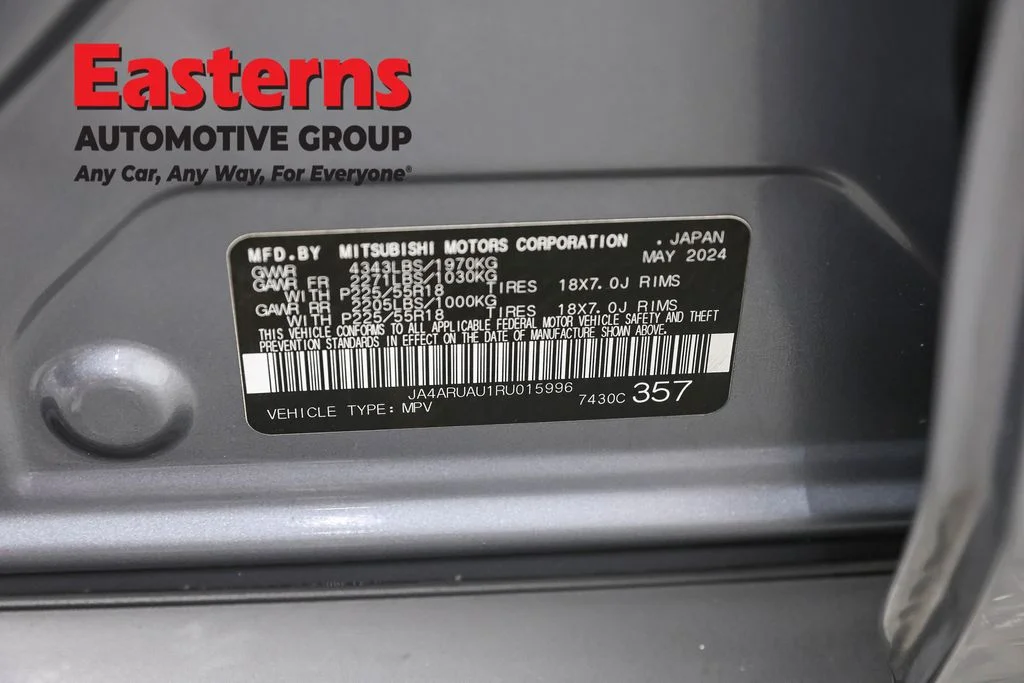 Used 2024 Gray Mitsubishi 2.0 ES image 34