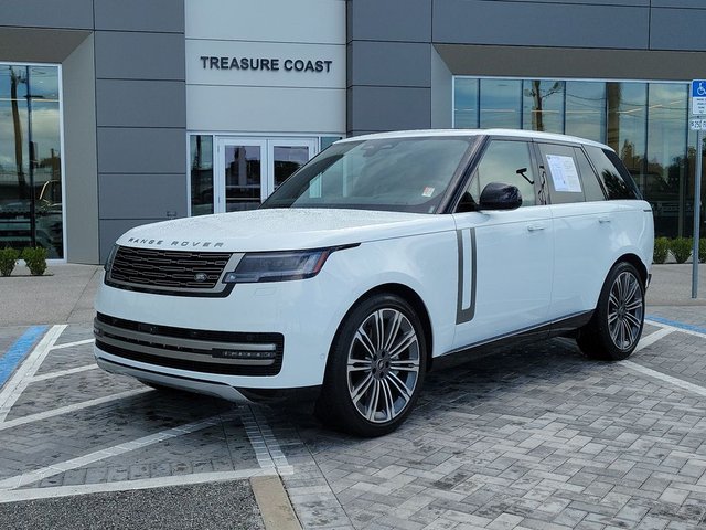 2025 Land Rover Range Rover SE