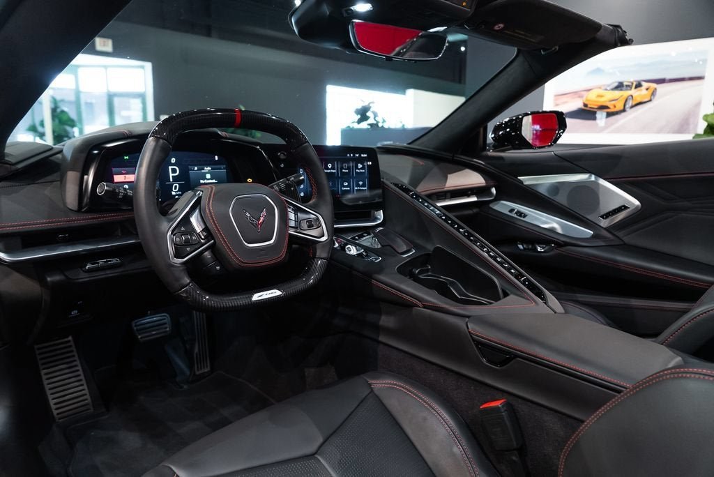 Used 2025 Black Chevrolet Z06 image 25