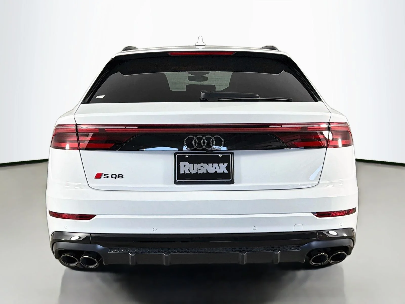 New 2026 White Audi 4.0T Premium Plus image 6