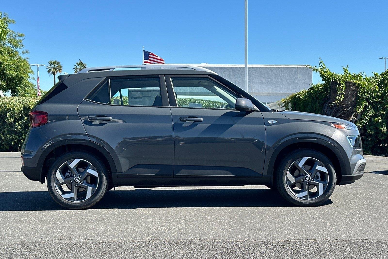 New 2026 Ecotronic Gray Hyundai SEL image 2