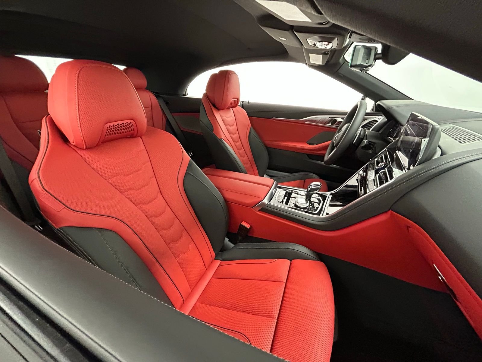 New 2026 Mineral White Metallic BMW 840i image 39