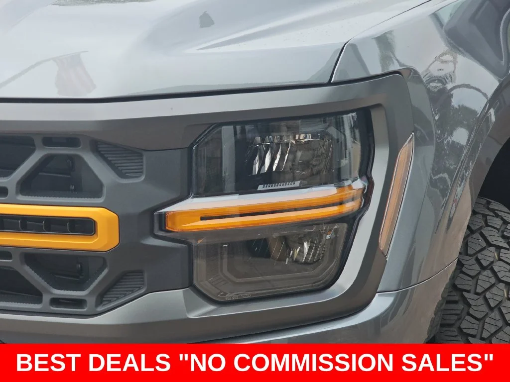 New 2026 Carbonized Gray Metallic Ford Tremor® image 33