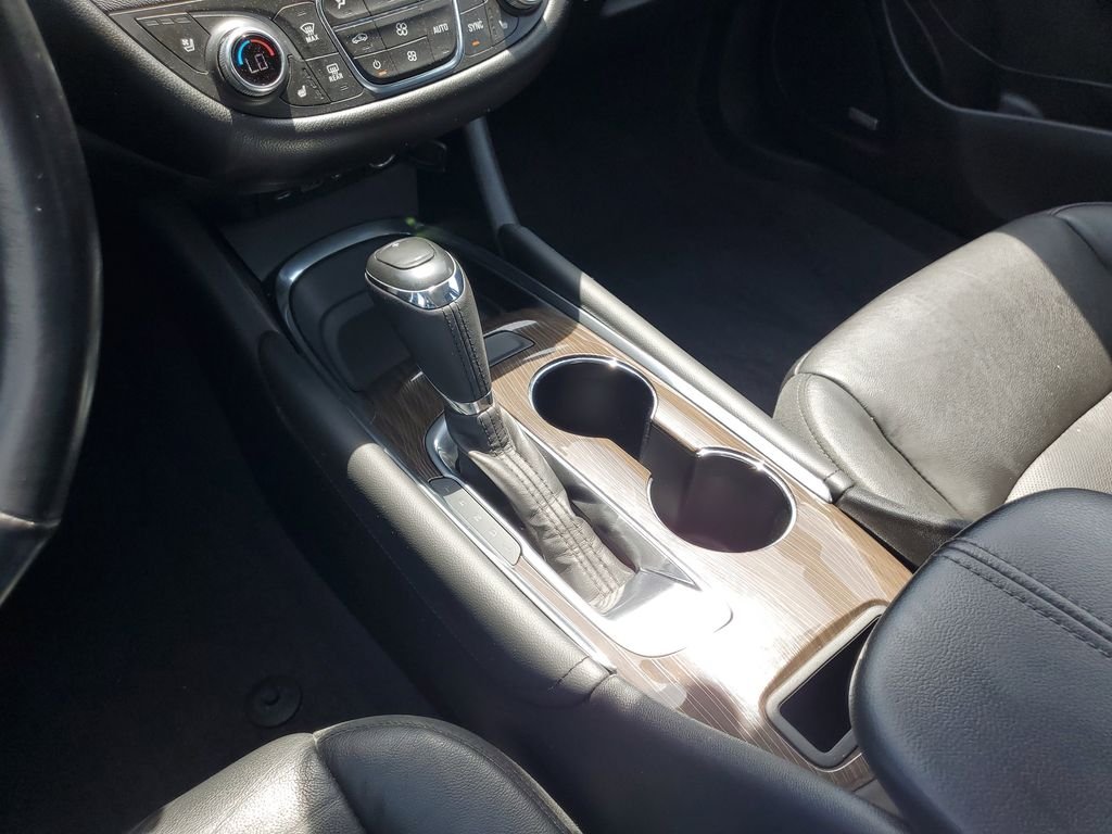 Used 2019 Blue Chevrolet Premier image 29