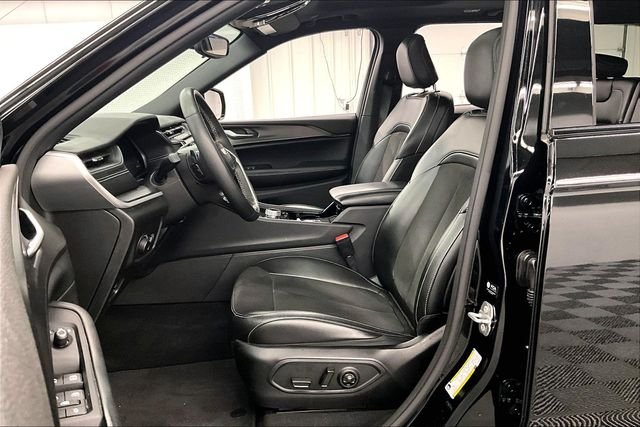 2023 Jeep Grand Cherokee Altitude - Photo 24