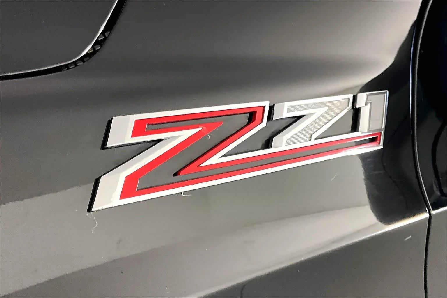 Used 2021 Black Chevrolet Z71 image 10