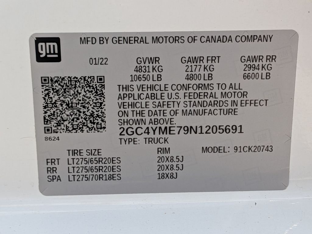 Used 2022 White Chevrolet Custom image 26