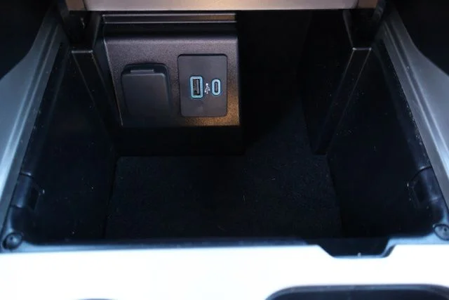 Used 2020 Magnetic Ford XLT image 15