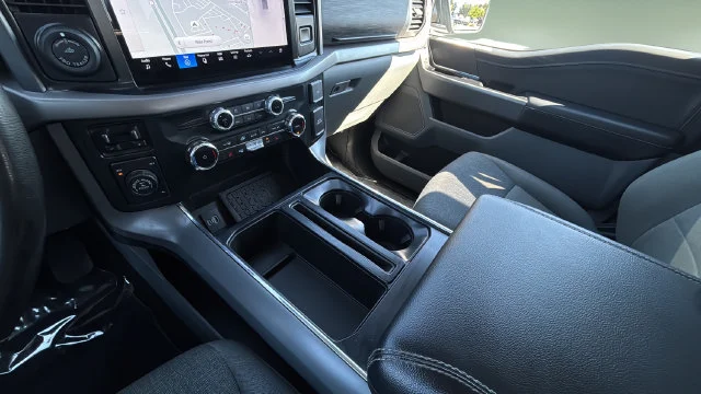 Used 2024 Gray Ford XLT image 15