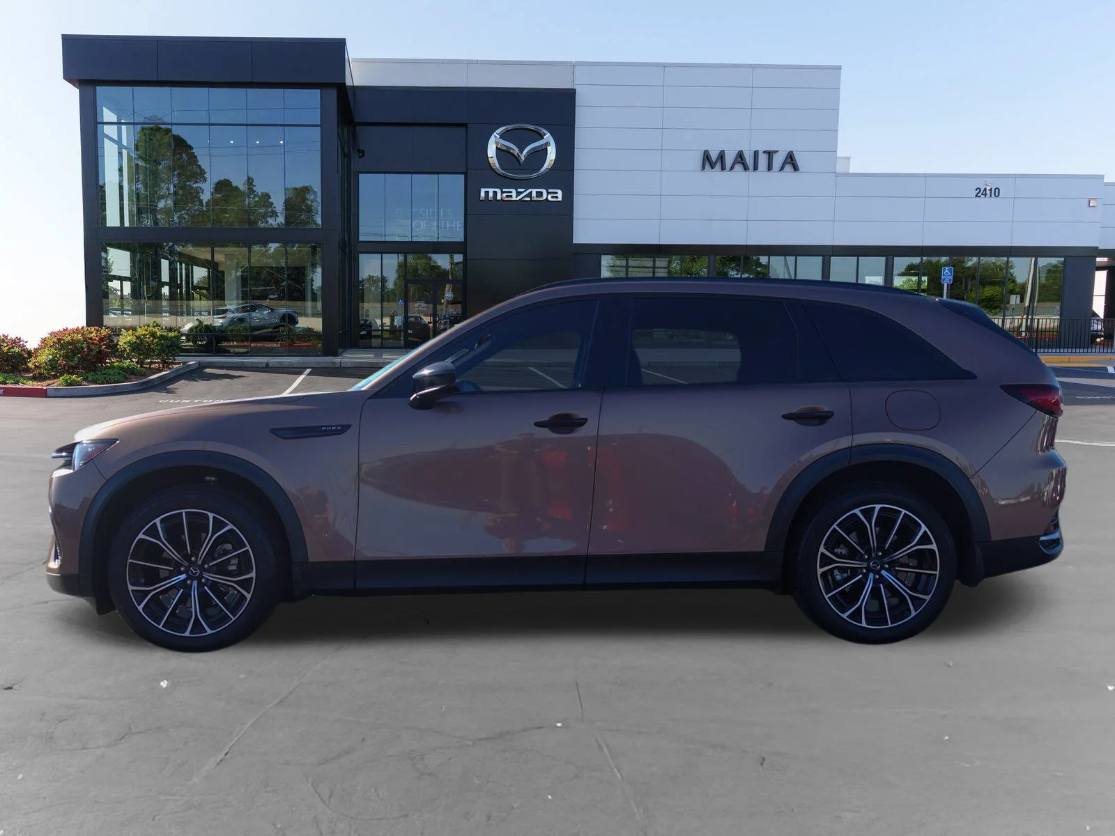 Certified Used 2025 Melting Copper Metallic Mazda Premium Plus image 9