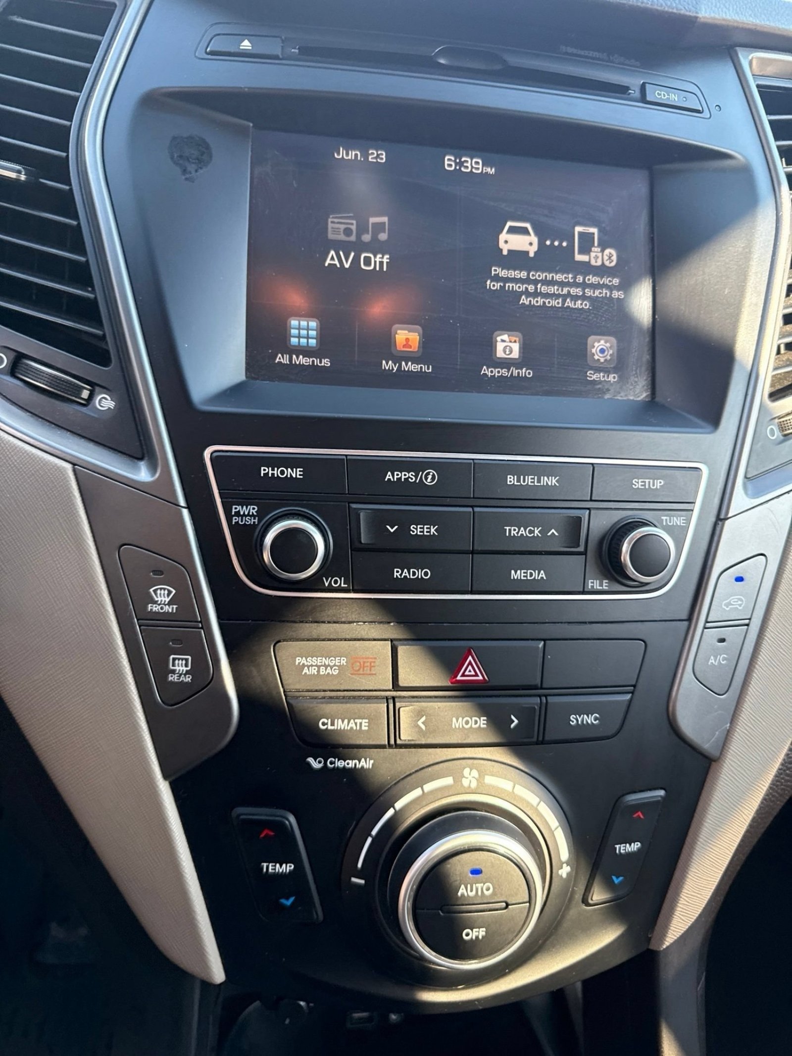 Used 2017 Twilight Black Hyundai 2.4L image 3