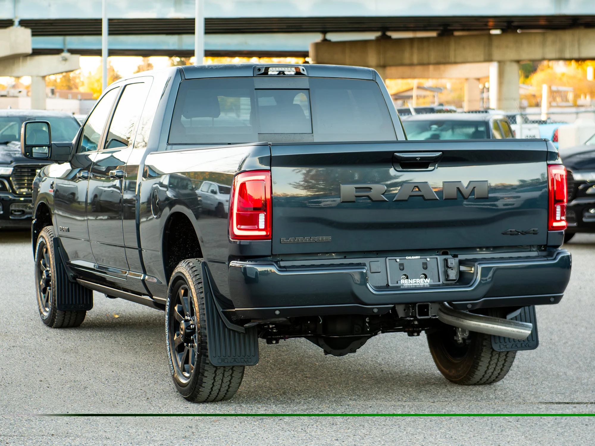 New 2027 Blue RAM Laramie* Mega Cab 4x4, Sunroof, Pwr Running Boards, Harman/Kardon image 6