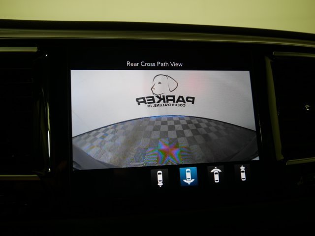 Used 2019 Brilliant Black Crystal Pearlcoat Chrysler Touring L Plus image 33