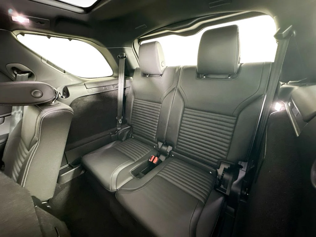 2025 Land Rover Discovery Dynamic SE - Photo 27