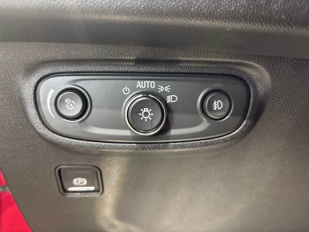 Used 2018 Red GMC Denali image 19