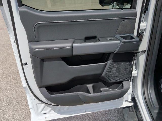 New 2026 Oxford White Ford XLT image 80