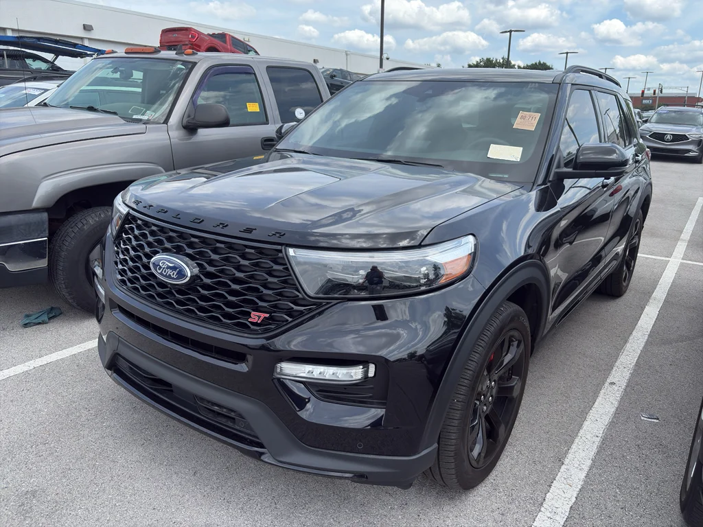 Used 2024 Agate Black Metallic Ford ST image 2
