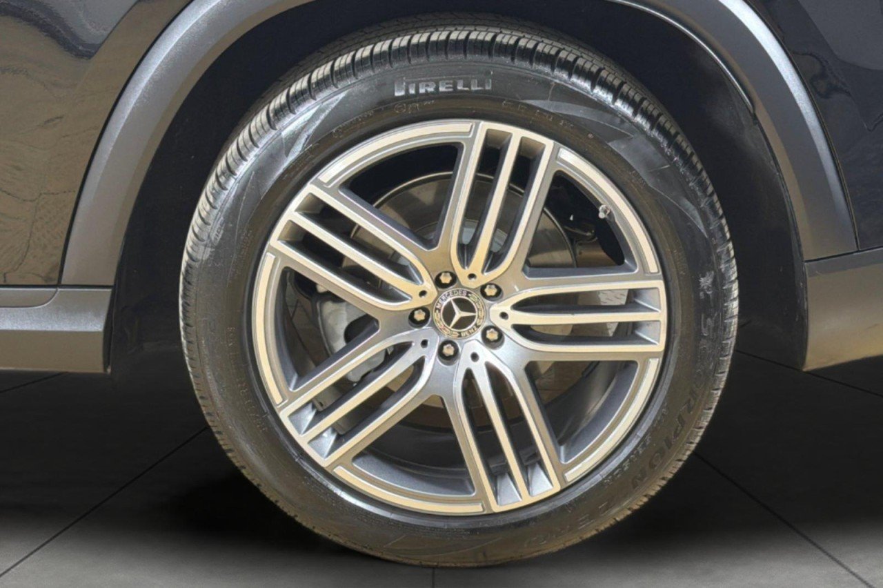 Used 2026 OBSIDIAN BLACK METAL Mercedes-Benz GLS 450 image 27