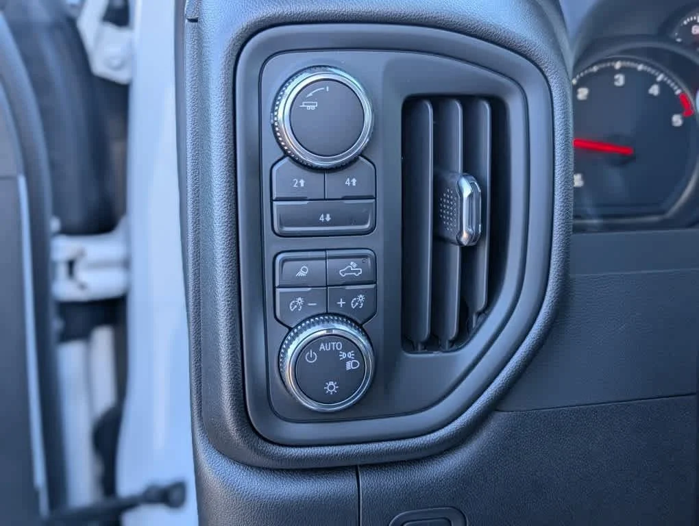2025 GMC Sierra 2500HD Pro - Photo 21