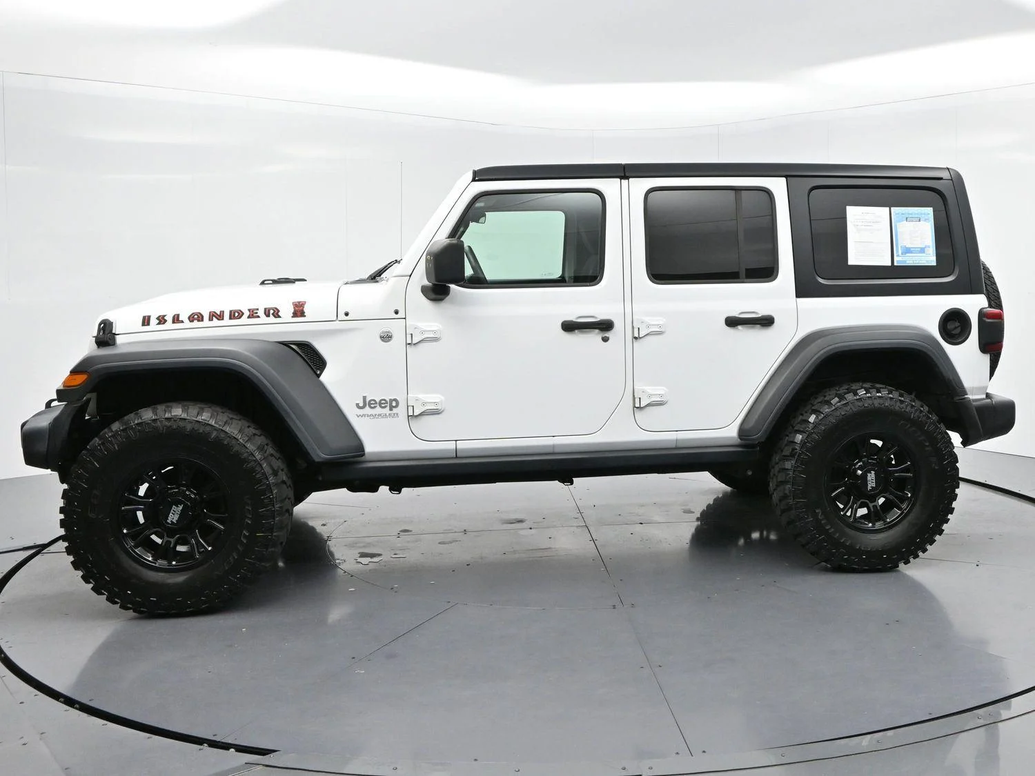 Used 2021 Bright White Clearcoat Jeep Unlimited Islander image 4