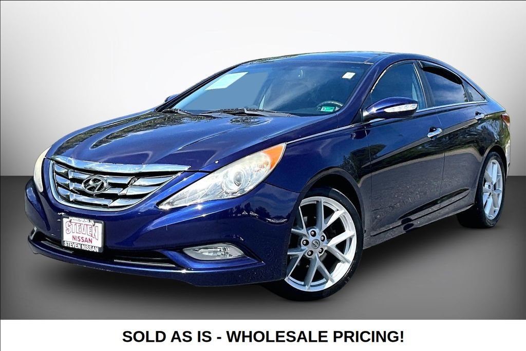 Used 2012 Blue Hyundai Limited image 3