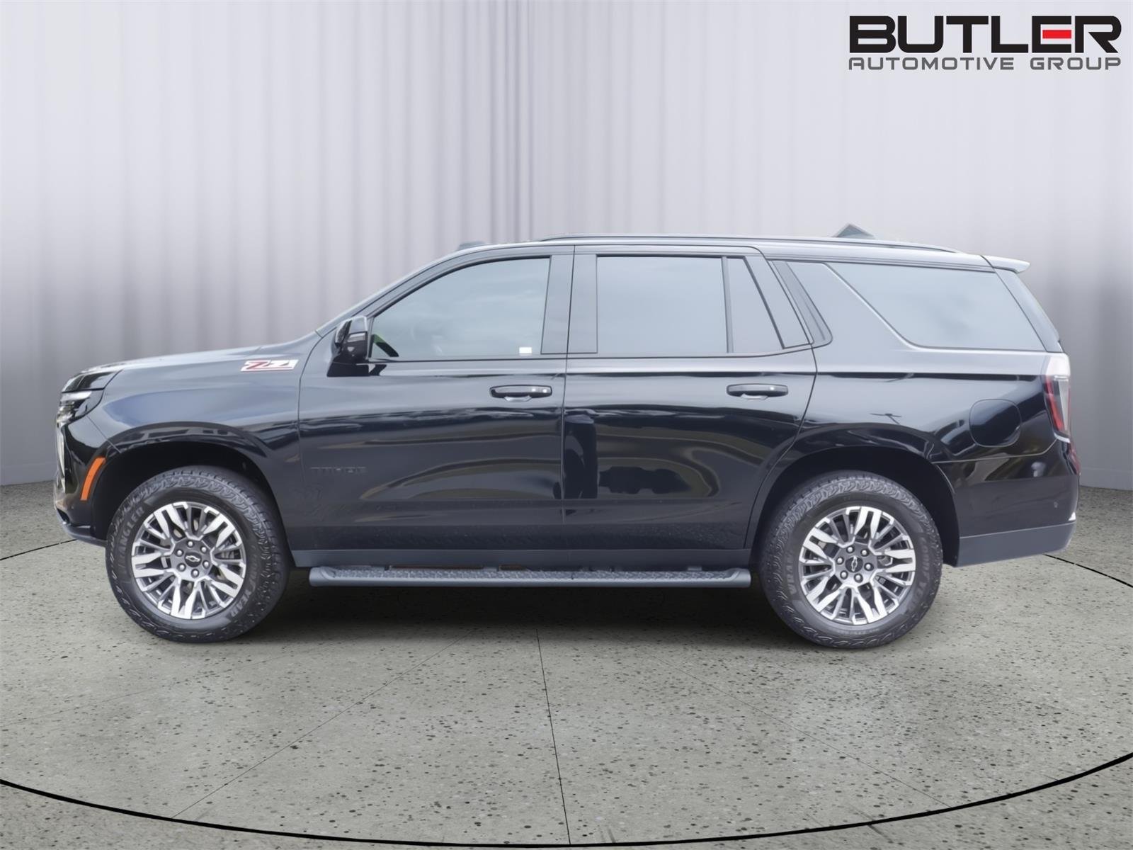 Used 2025 Black Chevrolet Z71 image 3