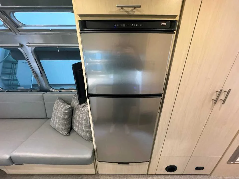 New 2026 SILVER AIRSTREAM  image 27