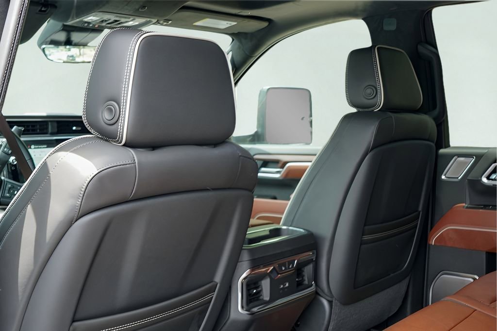 New 2026 Onyx Black GMC Denali Ultimate image 18
