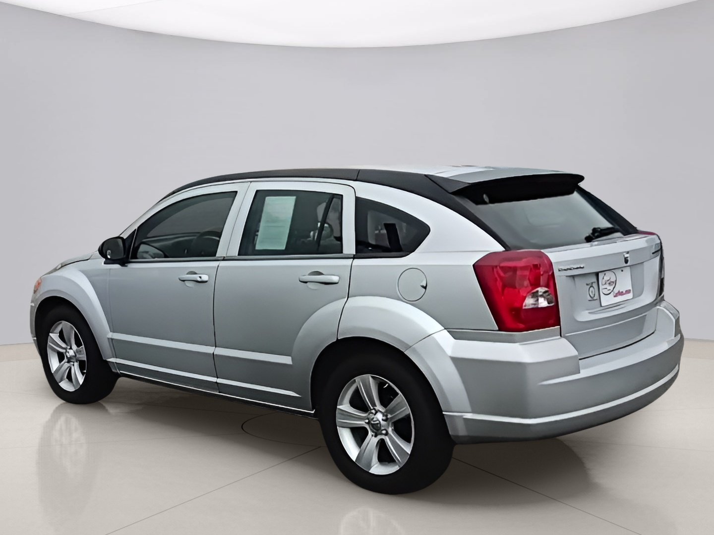 Used 2010 Silver Dodge SXT image 5